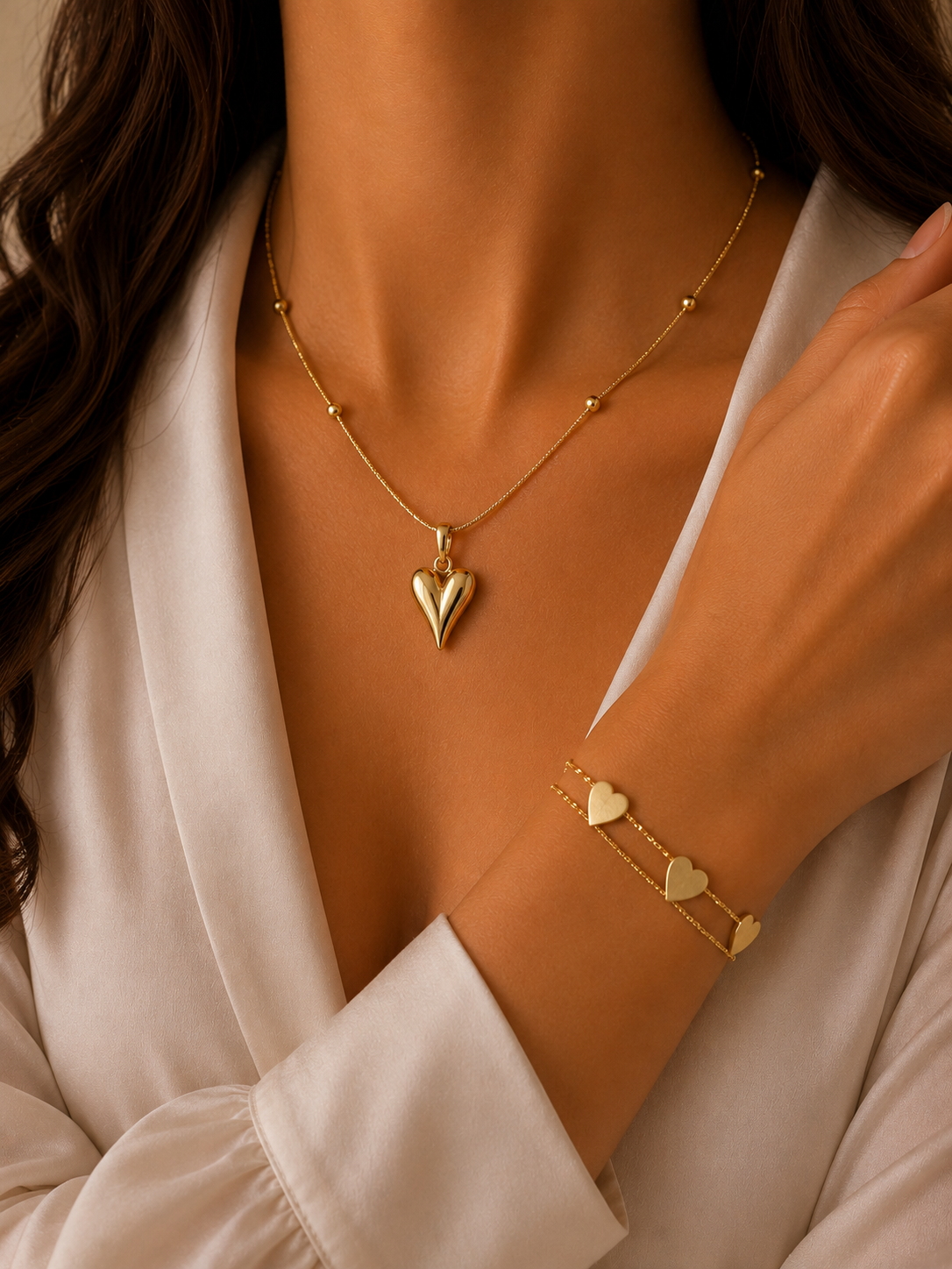 Golden Hearts Layered Necklace Set