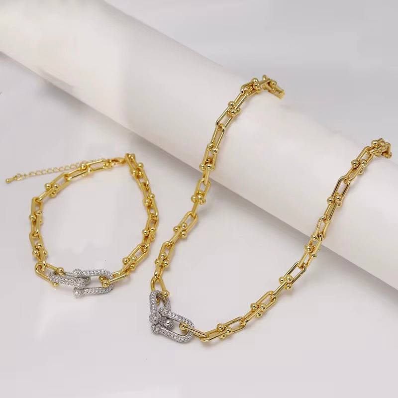 Tiffany Link Set